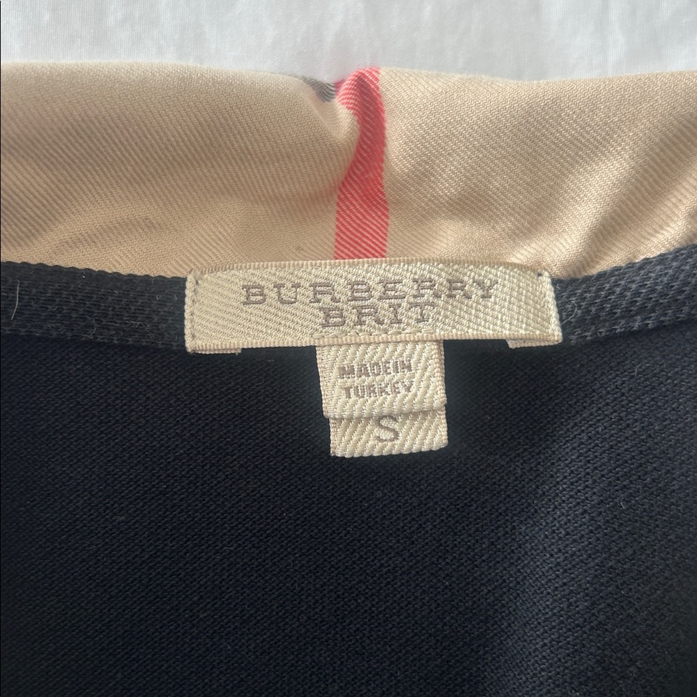 Burberry Black Button-Down Top with Check Collar - Picture 6 of 8